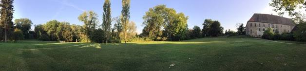 ディスカウ城と公園