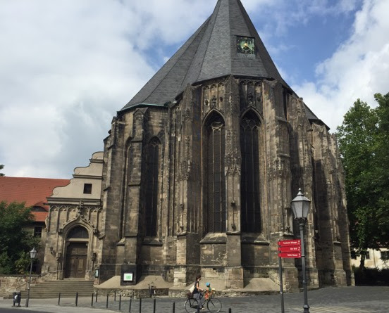 ハレザーレ　モリツ教会