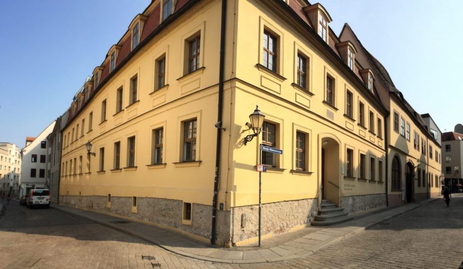 ヘンデルハウス・ 1685年2月23日にゲオルク・フリードリヒ・ヘンデルここで誕生しています。マルクト広場から徒歩で5分